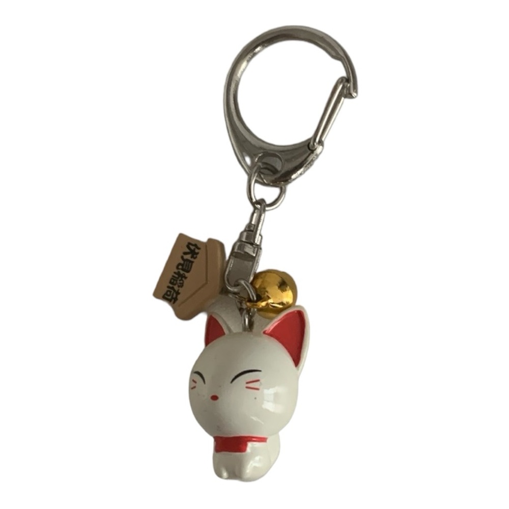 Japanese cat keychain